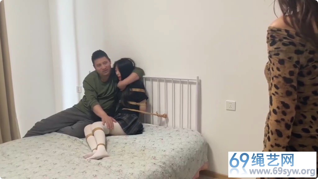 逍遥剧情 猎美陷阱 小舞在前芳婕在后/23分钟