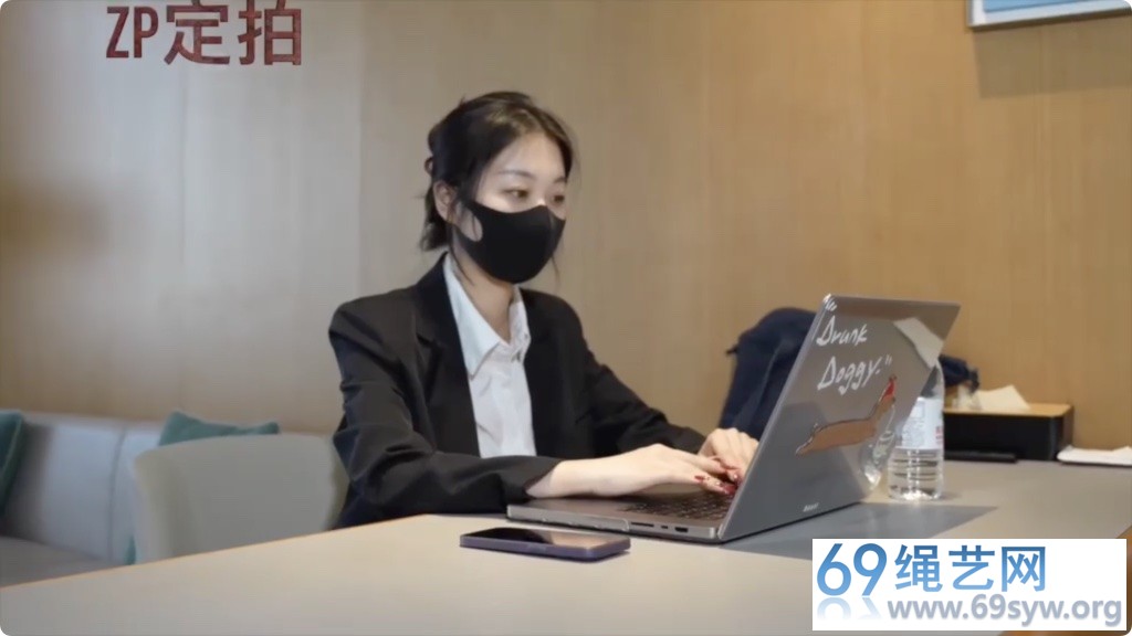 GB涵涵 女上司的秘密第一部 双丝内置 镣铐贞操带/45分钟