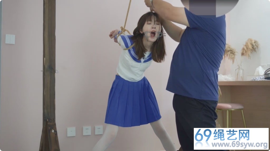 夜未央 一主二奴 沈婉与音乐老师共侍主 上 白丝自缚/40分钟/10积分