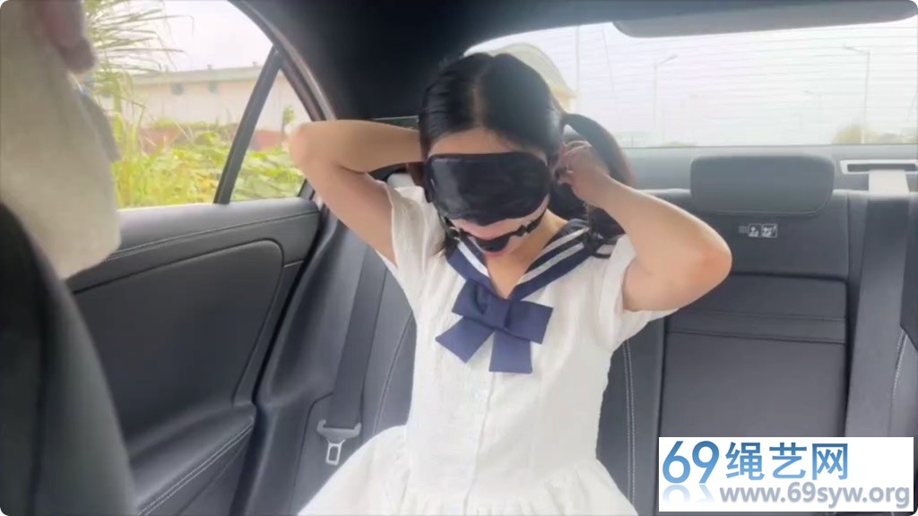 FXX 户外露C 内置 强制开口口水直流 KB 把玩白袜丝足/16分钟视频下载