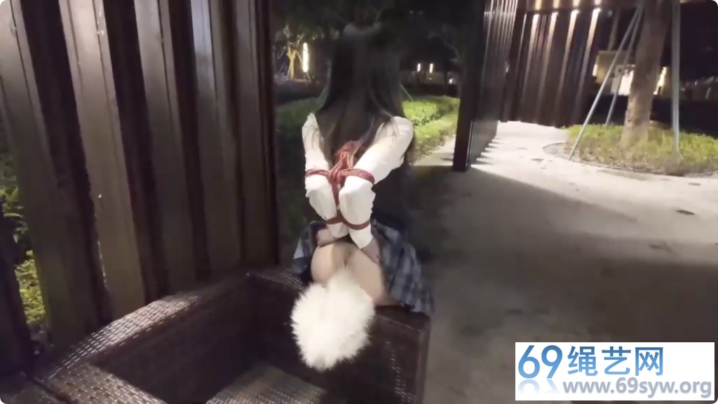海砂 惩罚黑长直jk优等生 佩戴尾巴捆绑露出被男人抛弃在路边/20分钟