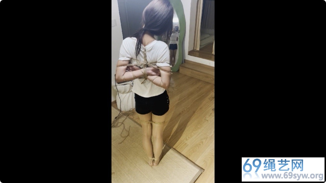 奥特曼也很酷 7个妹子的绳艺日常/77分钟