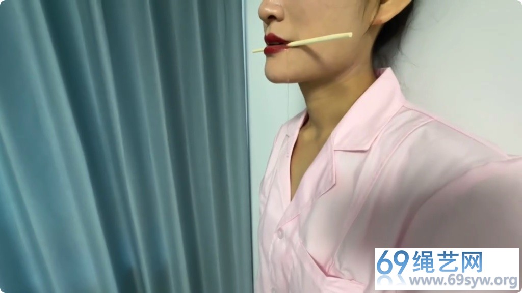 延江艺束 复古风格 护士的素质训练 腿间夹纸 咬筷子 丝袜堵嘴/23分钟