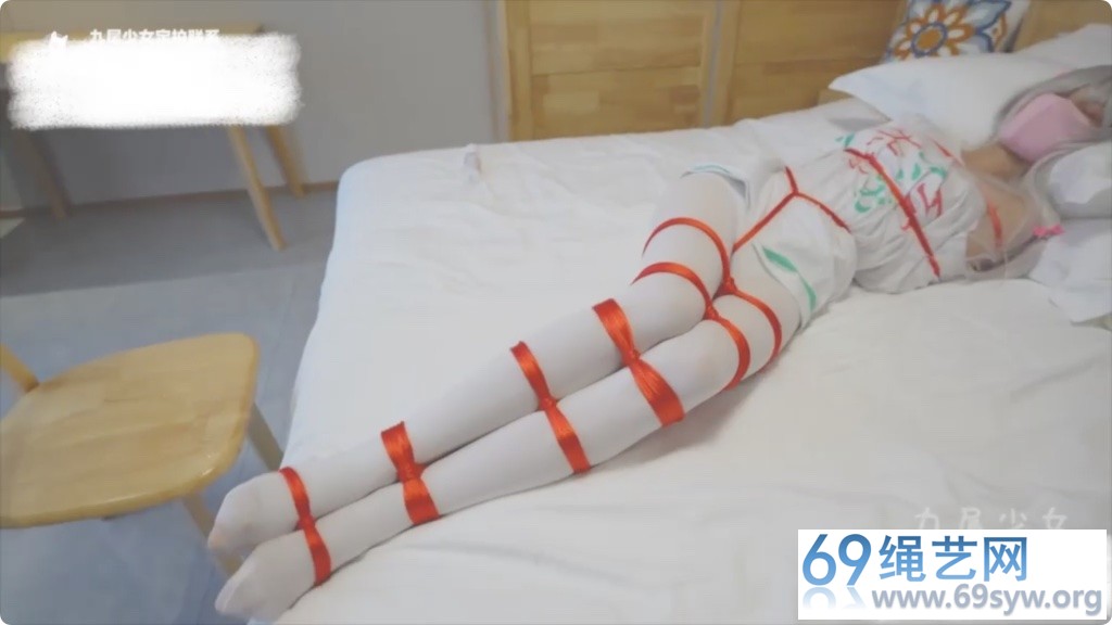  九尾少女 COS系列 极品白丝大长腿/31分钟/10积分
