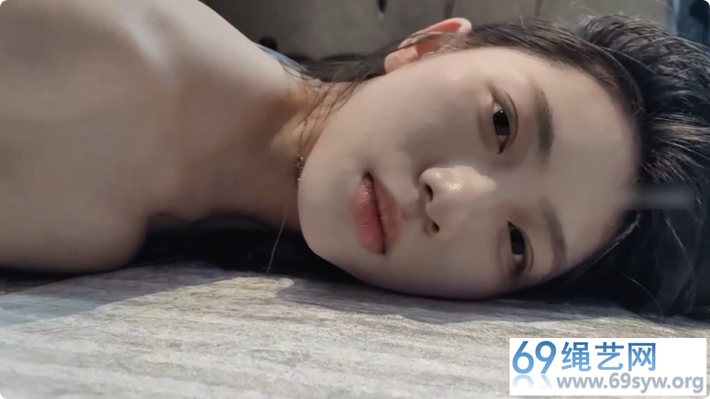 一绳所爱 卢曼莹 摆弄网袜睡美人 折腿并肘测试/31分钟