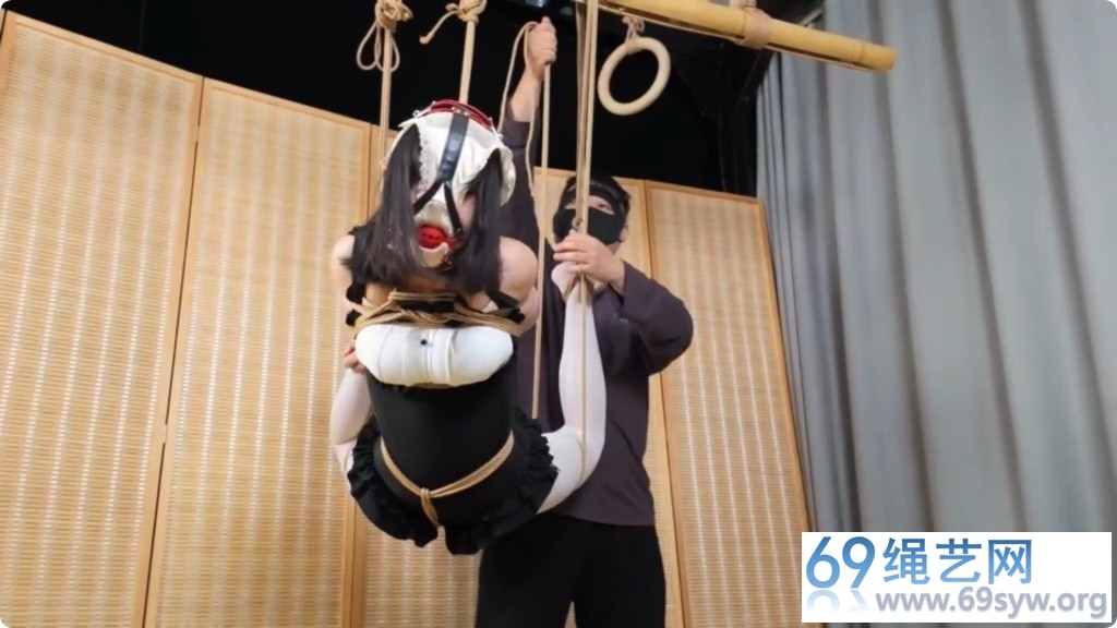 象人 小0 白丝小女仆篇 内裤吸臭马具口球加固/64分钟