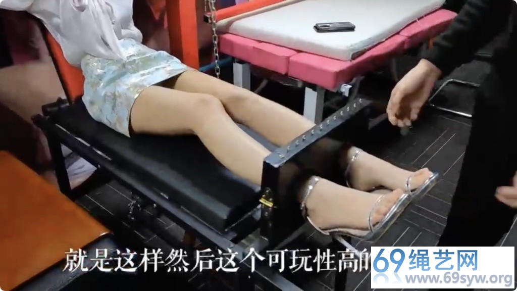 意之窗 汤圆 应聘的模特 被套路的绳模 各类束缚道具介绍/39分钟