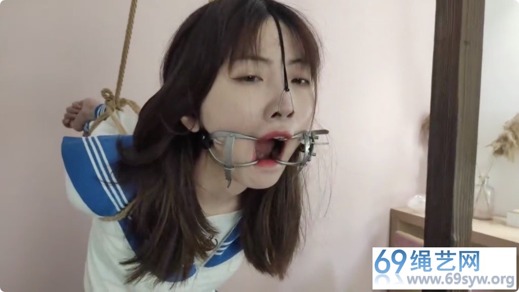 夜未央 一主二奴 沈婉与音乐老师共侍主 上 白丝自缚/40分钟/10积分