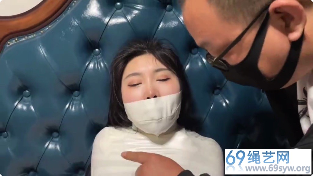 逍遥 吴晗 过于谨慎的小偷 上 一觉醒来，我怎么被全包了/17分钟