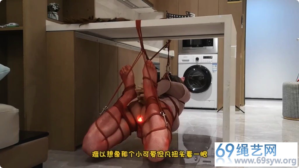 CD伪娘 小诡的自缚102 打开房门玩自缚/28分钟