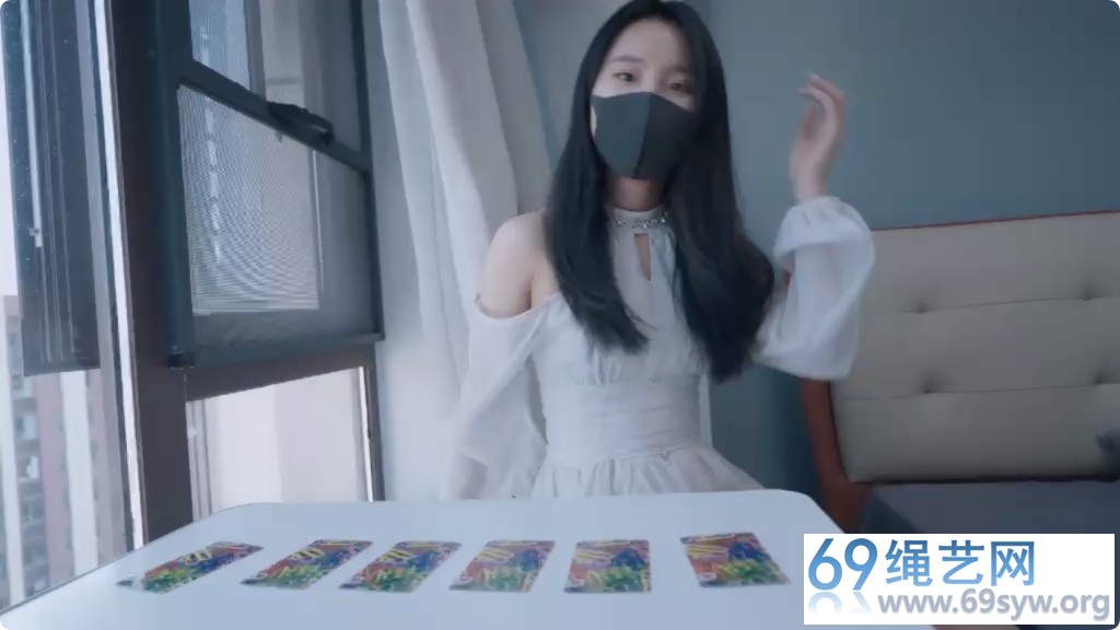悠米 女白领的危机02 堵输了需要用身体还债的鬼牌玩过吗？/31分钟