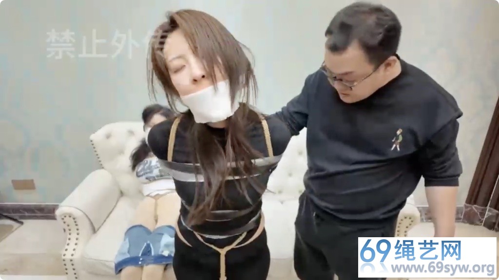 枫叶 艾娃 驴驴 全包木乃伊 失职的女保镖 第三集/37分钟