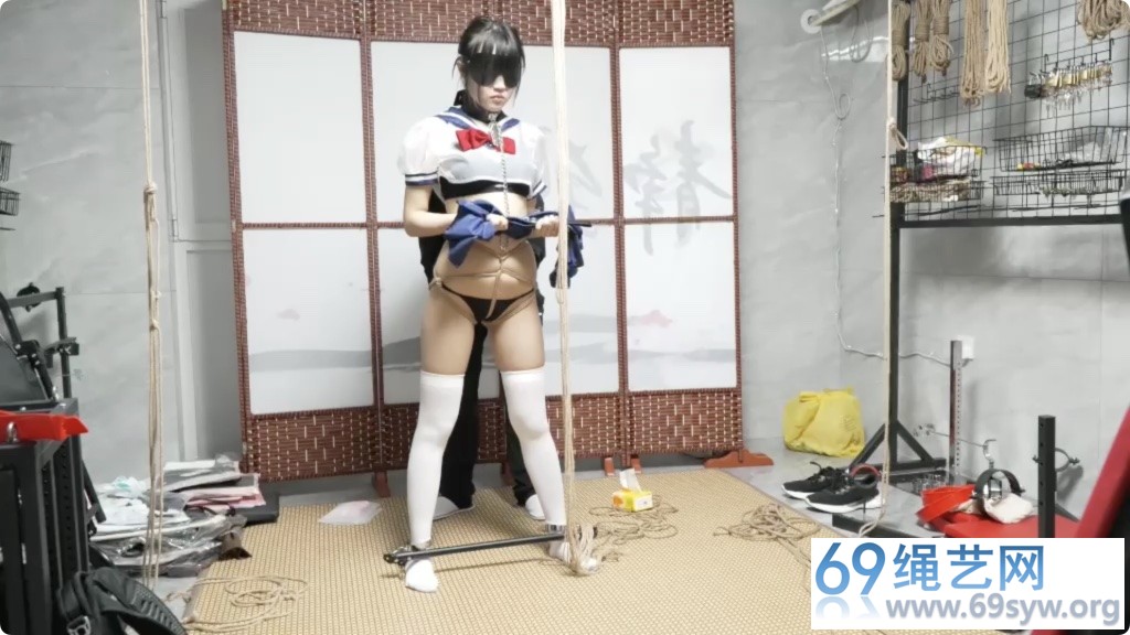 缚予 线下真实T教之19岁大一生瑶瑶 学生装白丝强制分腿内八/62分钟