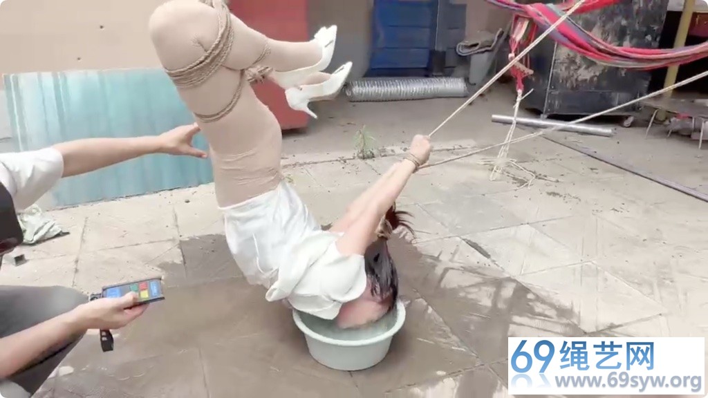 媚娘 庭院倒吊直臂水z息/30分钟