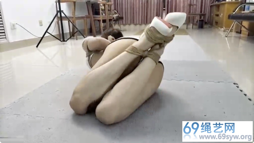 精致传媒 米圈 为了拿回钱而斗争 极品驷马 挣扎爽/34分钟