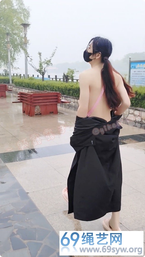超高清 一颗露露子 双马尾露露白日公园GS公路旁亭子紧缚放置/17分钟