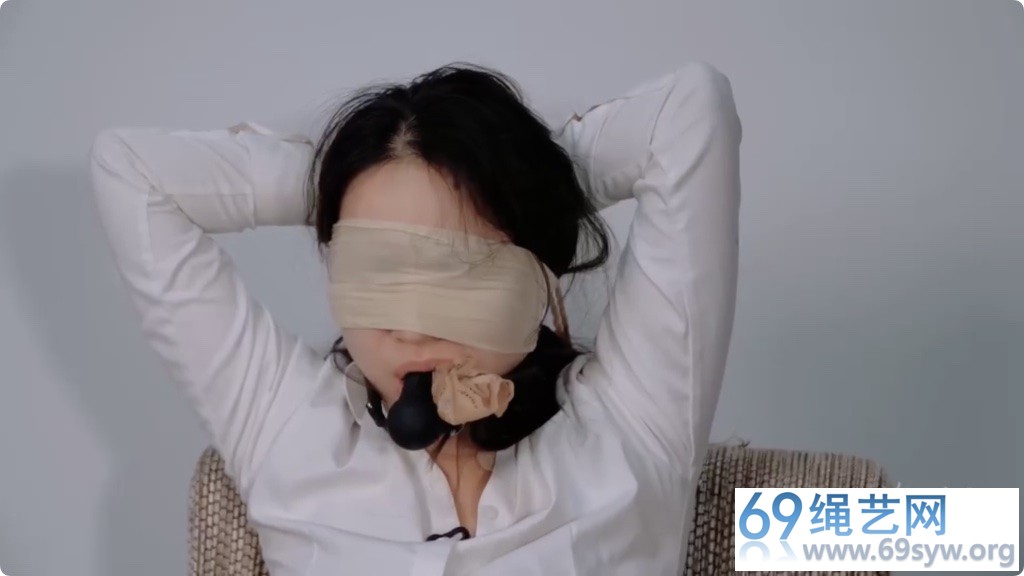 Raymond 长篇剧情 字幕 我和白老师的荒唐默契03/65分钟